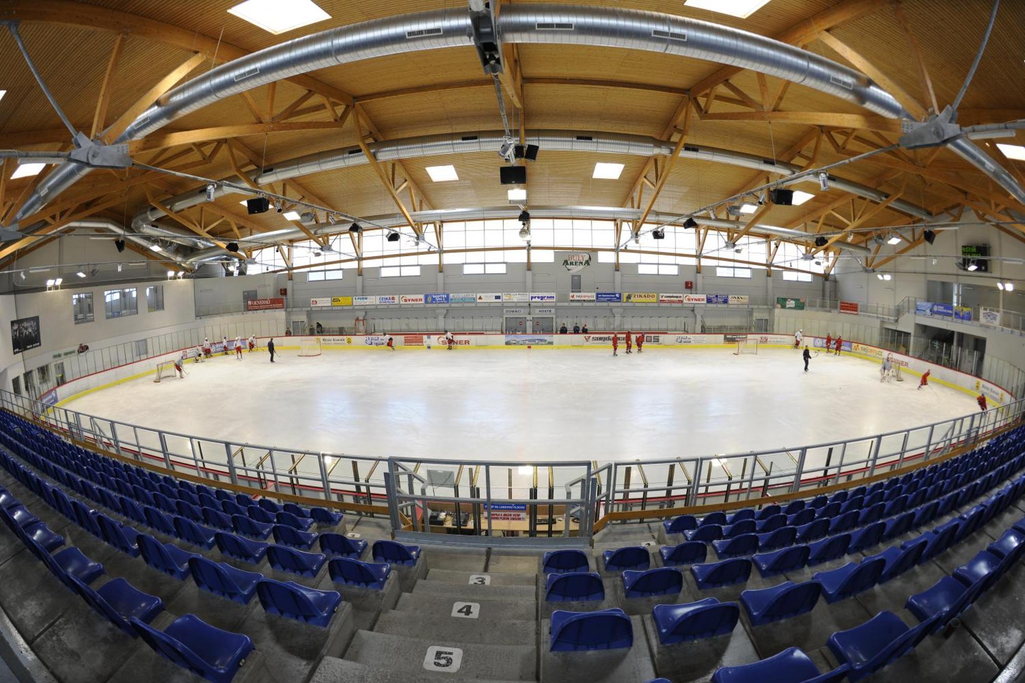 Buly Arena Hotell Kravaře Exteriör bild